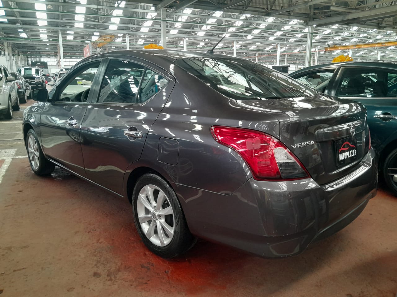 Nissan Versa Advance 2018
